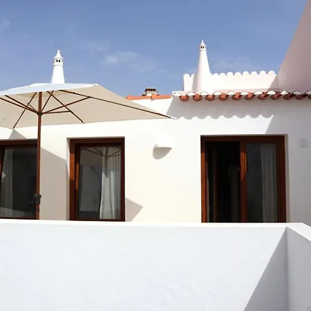 Patio De Agua De Nyaraló