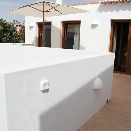 Patio De Agua De Nyaraló *